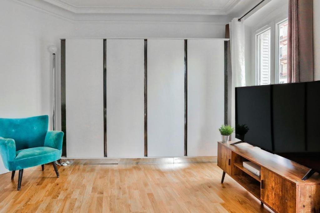 Appartement Quartier Emily In Paris Notre Dame Экстерьер фото